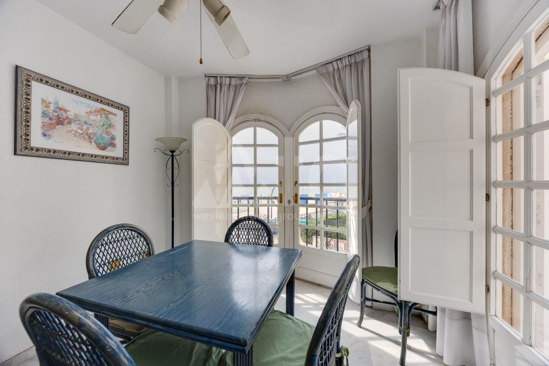 3 bedroom Apartment in Torrevieja - CYM160890 - Photo - 9
