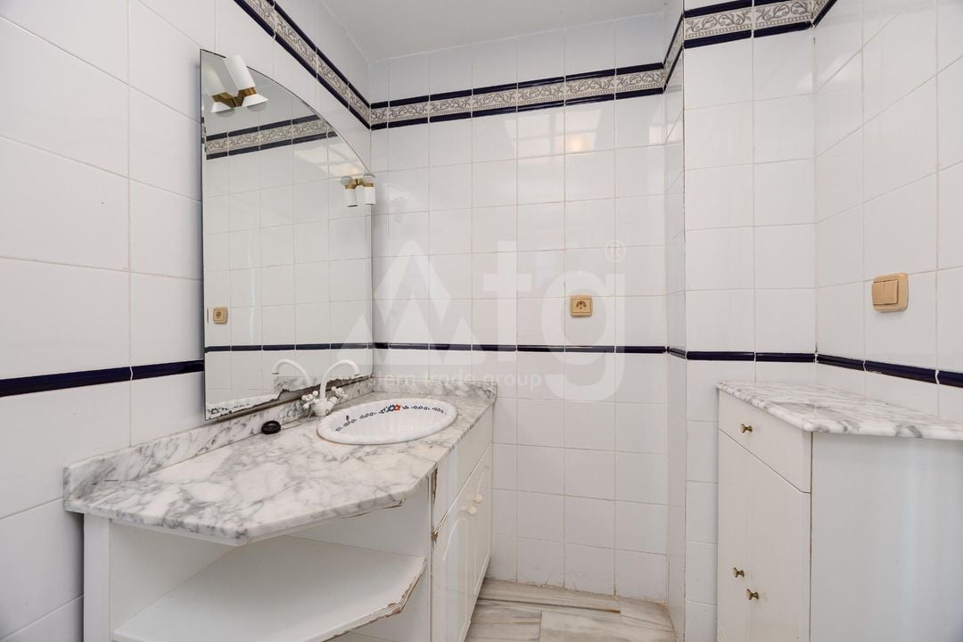 3 bedroom Apartment in Torrevieja - CYM160890 - Photo - 25