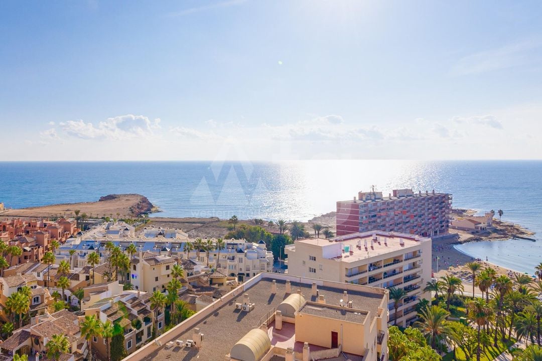3 bedroom Apartment in Torrevieja - CYM160890 - Photo - 35