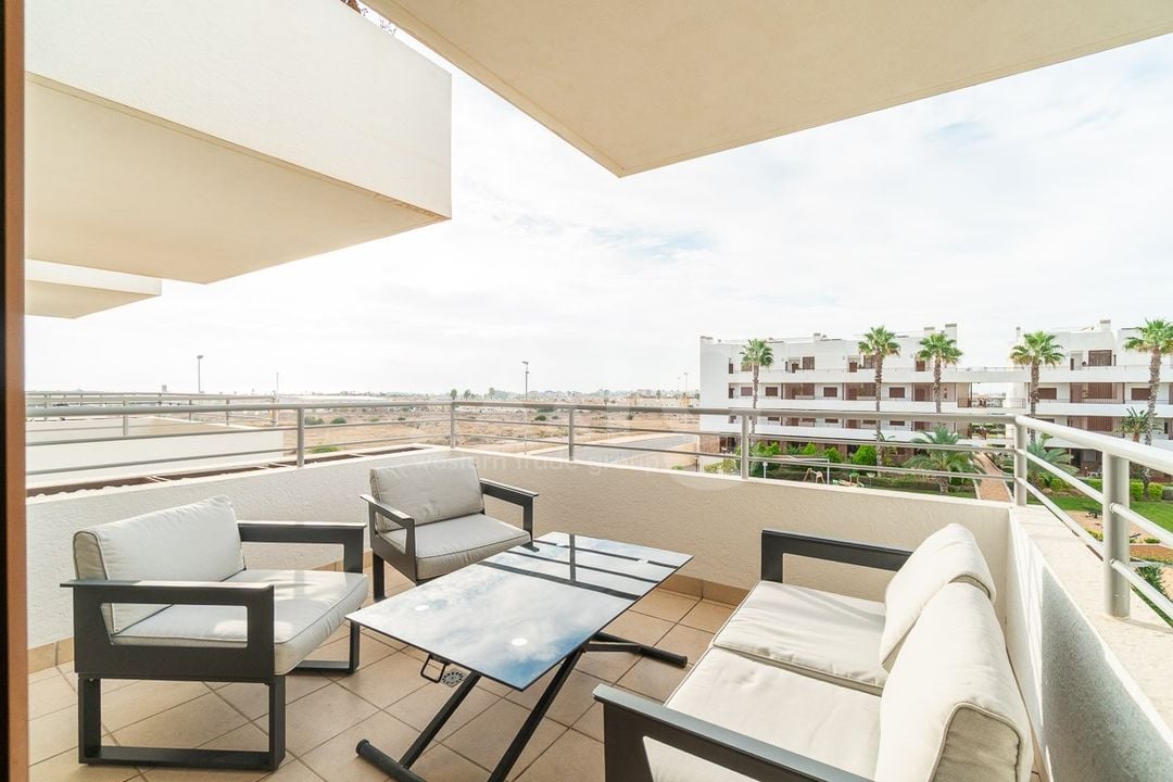 2 bedroom Apartment in Orihuela Costa - IMO160990 - Photo - 20