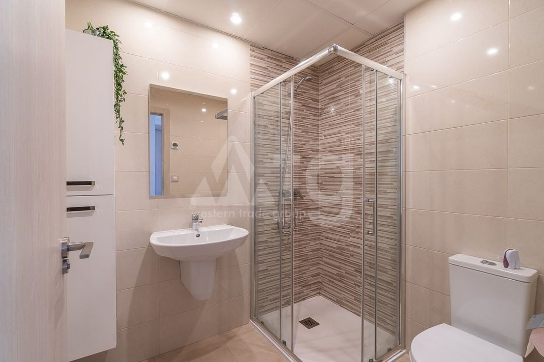 2 bedroom Apartment in Orihuela Costa - IMO160990 - Photo - 17