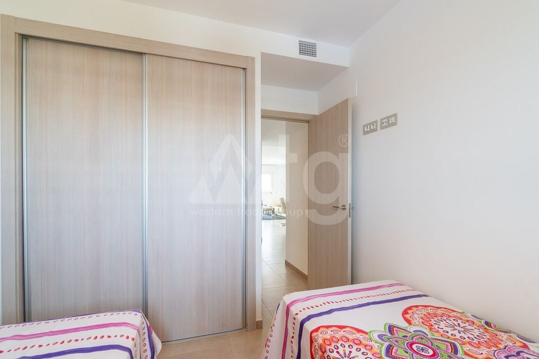 2 bedroom Apartment in Orihuela Costa - IMO160990 - Photo - 16