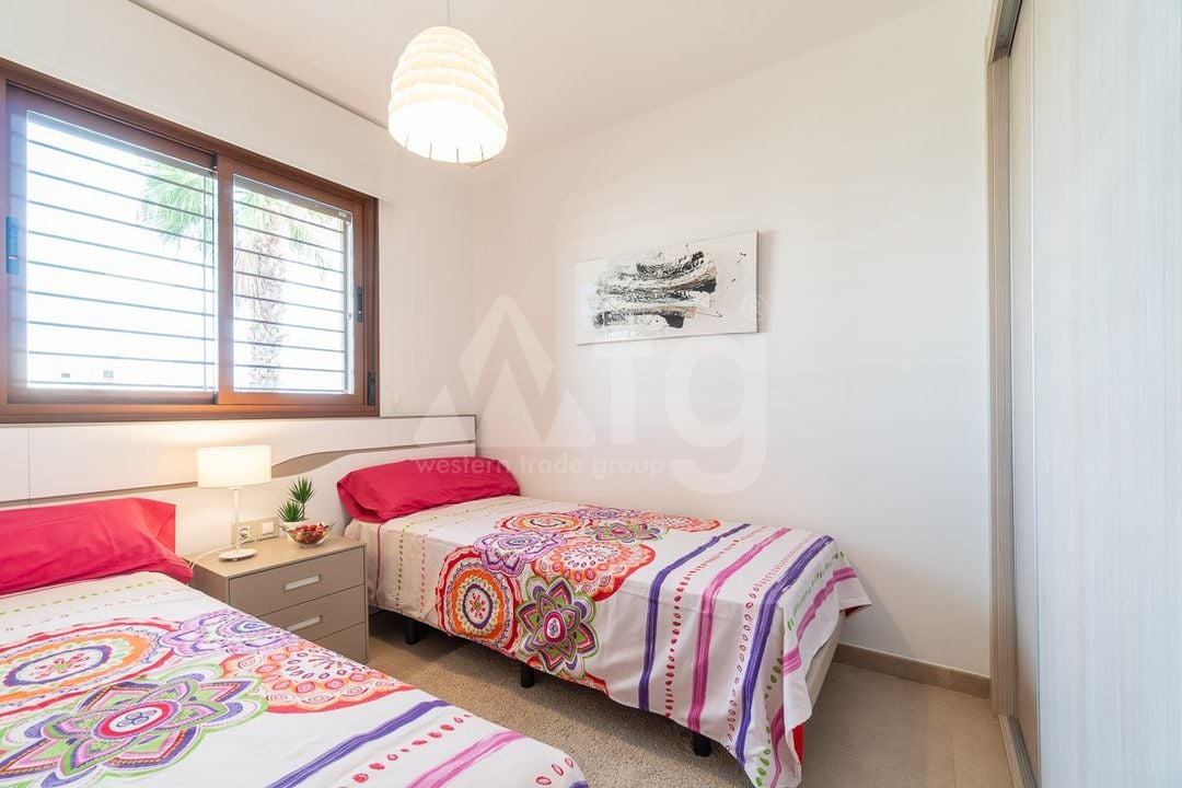 2 bedroom Apartment in Orihuela Costa - IMO160990 - Photo - 15