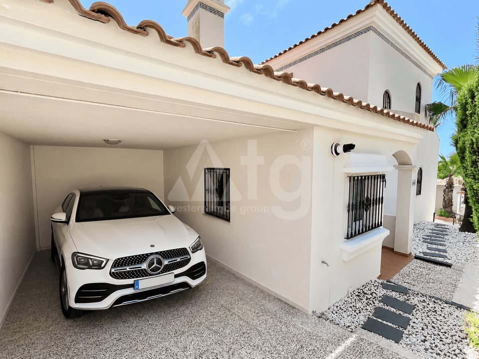 5 bedroom Villa in Las Ramblas - TT161003 - Photo - 20