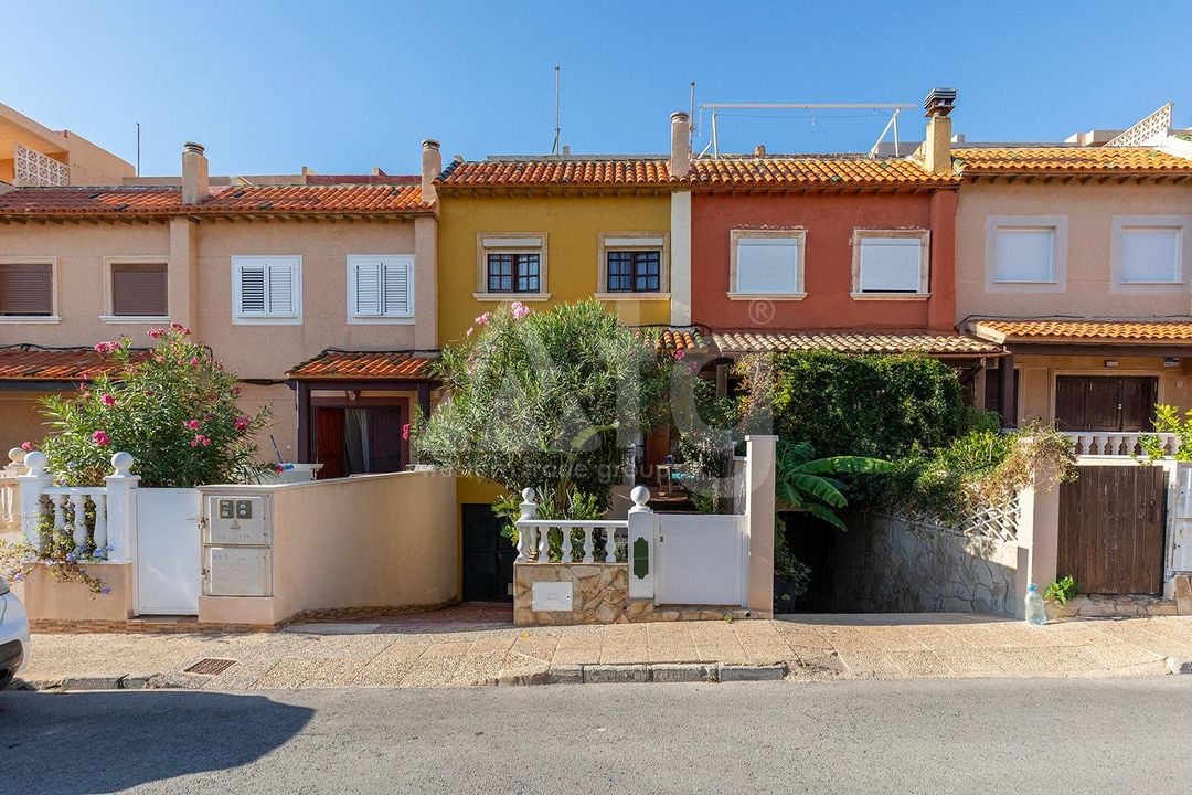 2 bedroom Townhouse in Torrevieja - GVS161046 - Photo - 1