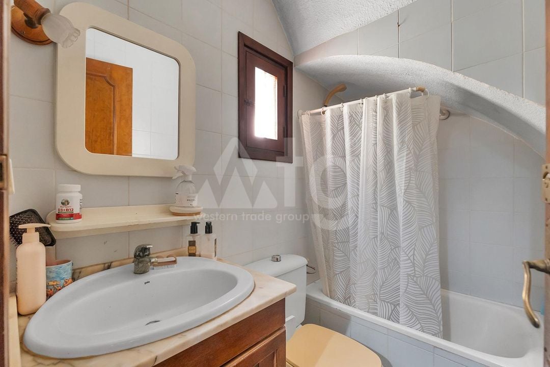 2 bedroom Townhouse in Torrevieja - GVS161046 - Photo - 23