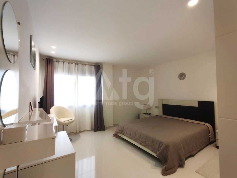 2 Schlafzimmer Appartement in Torrevieja - ET161150 - Foto - 9