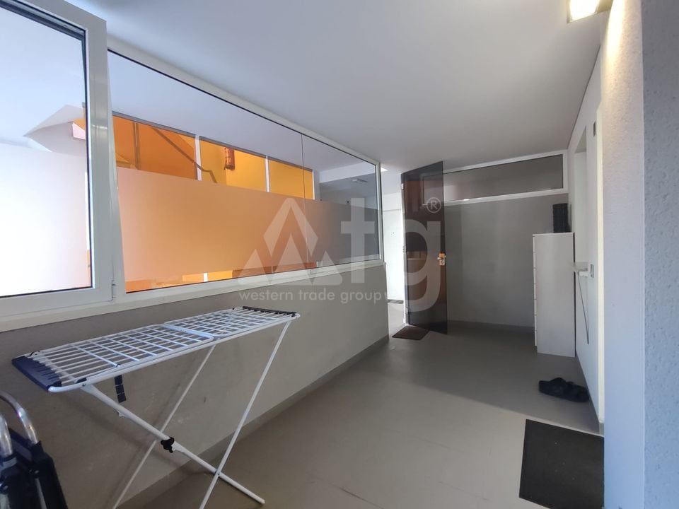 2 Schlafzimmer Appartement in Torrevieja - ET161150 - Foto - 21