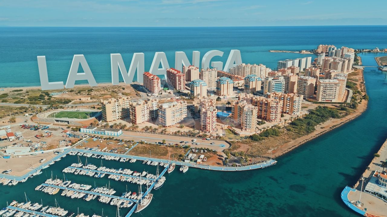 2 bedroom Apartment in La Manga - GRI44862 - Photo - 41