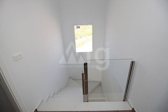 Villa de 3 chambres à Pinoso - LYCP47004 - Photo - 8