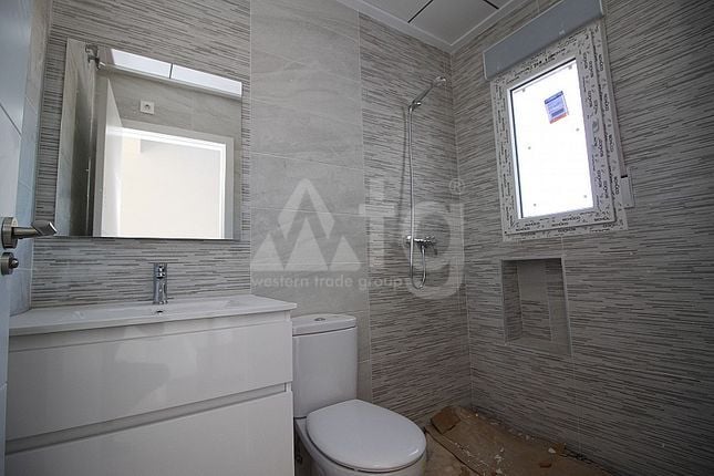 Villa de 3 chambres à Pinoso - LYCP47004 - Photo - 14