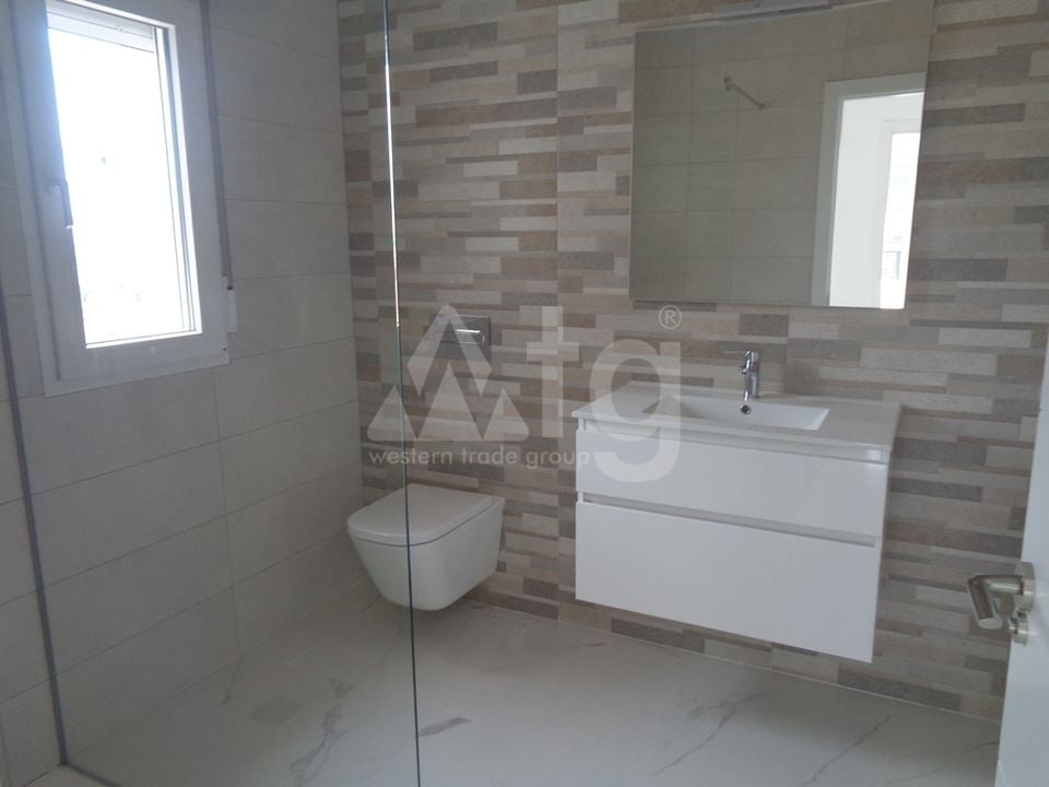 Villa de 3 chambres à Pinoso - LYCP47006 - Photo - 21