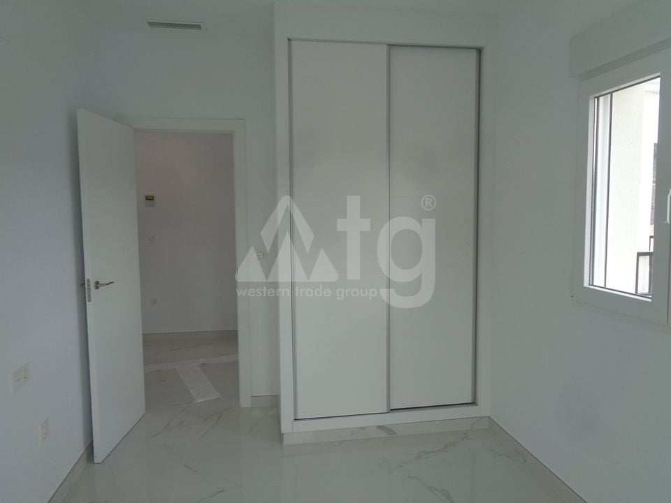 Villa de 3 chambres à Pinoso - LYCP47006 - Photo - 19
