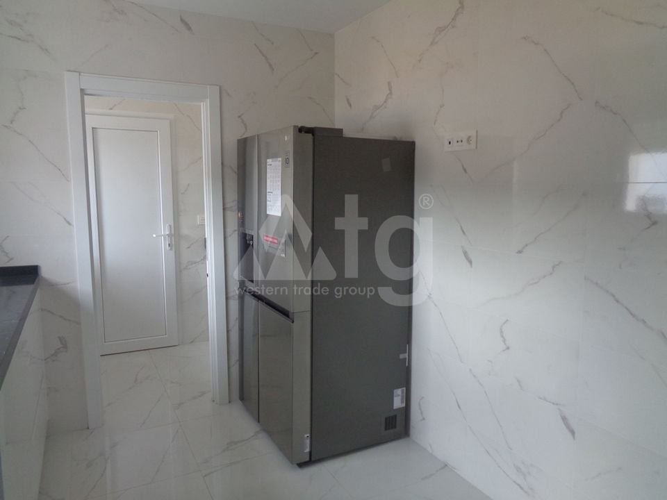 Villa de 3 chambres à Pinoso - LYCP47006 - Photo - 11