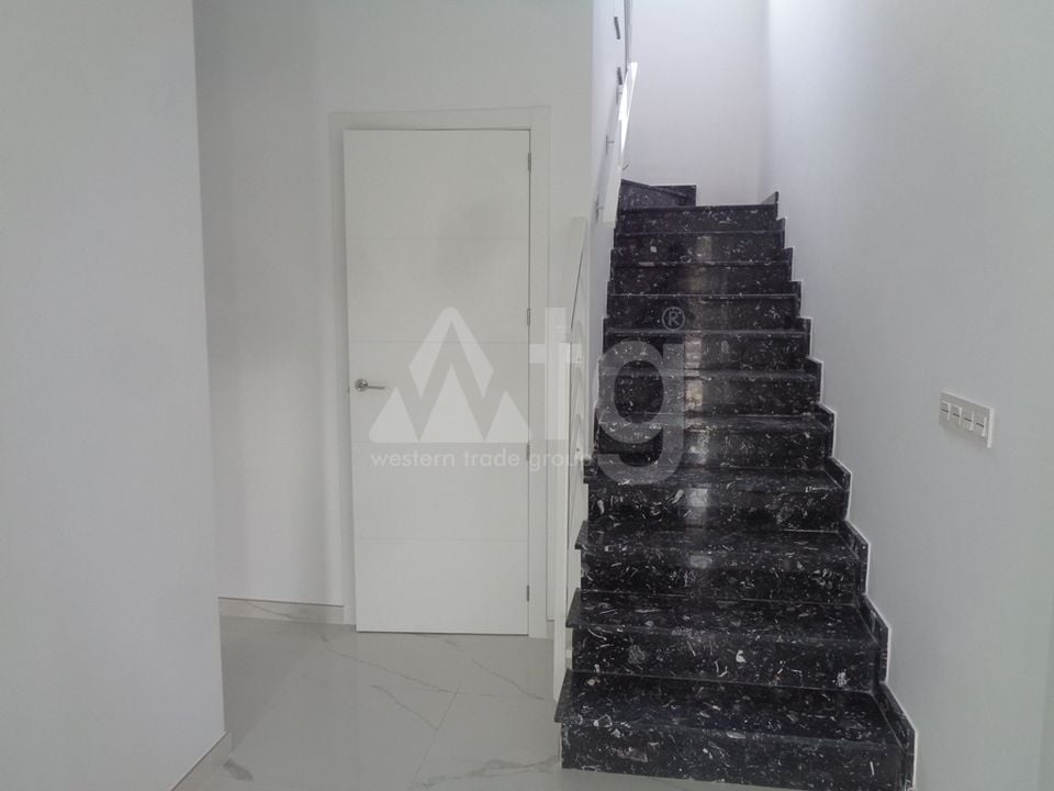 Villa de 3 chambres à Pinoso - LYCP47006 - Photo - 12