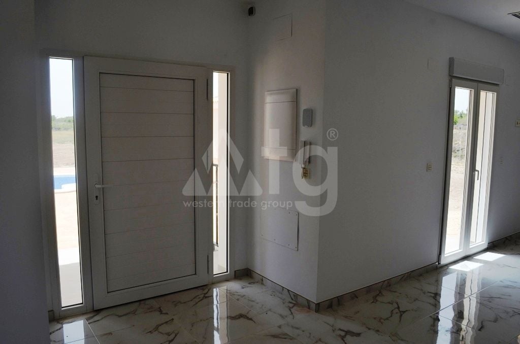 Villa de 4 chambres à Pinoso - LYCP47007 - Photo - 4