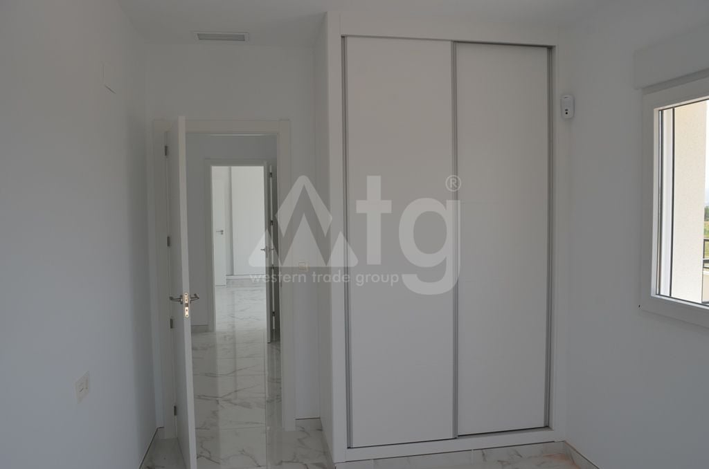 Villa de 4 chambres à Pinoso - LYCP47007 - Photo - 14