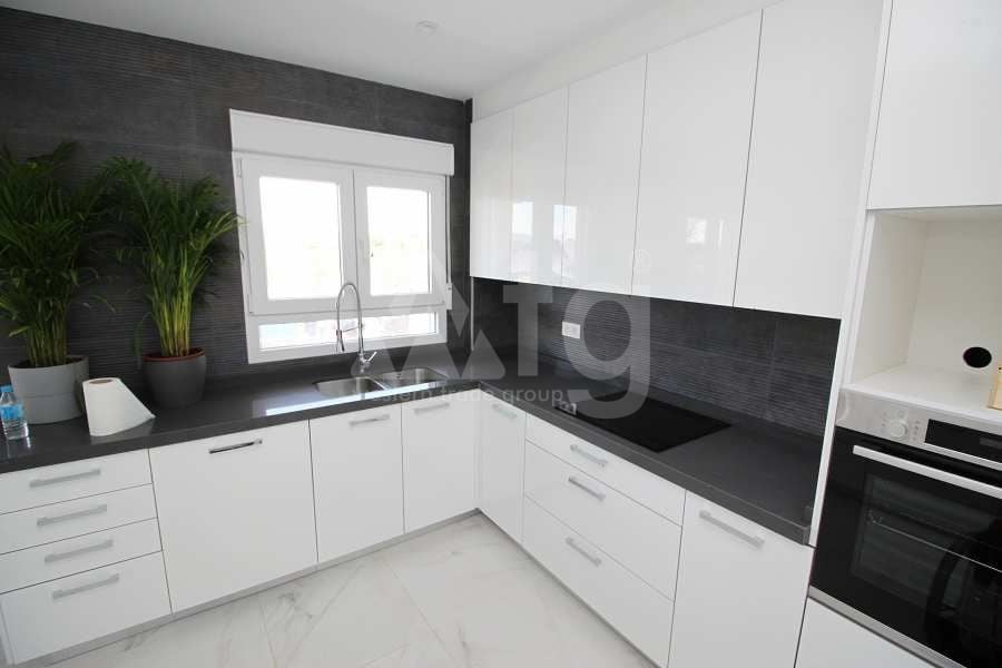5 bedroom Villa in Pinoso - LYCP47008 - Photo - 6