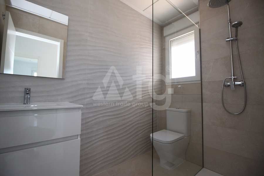5 bedroom Villa in Pinoso - LYCP47008 - Photo - 13