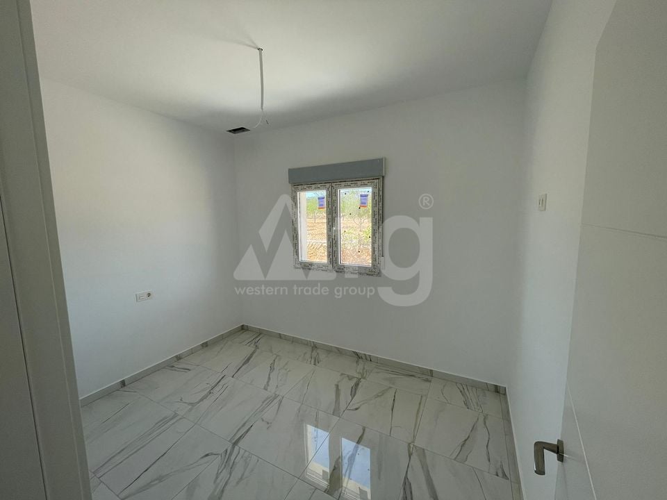 5 bedroom Villa in Pinoso - LYCP47009 - Photo - 11