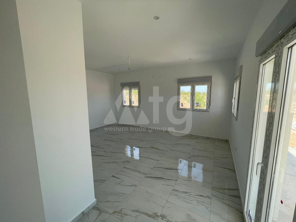 5 bedroom Villa in Pinoso - LYCP47009 - Photo - 14