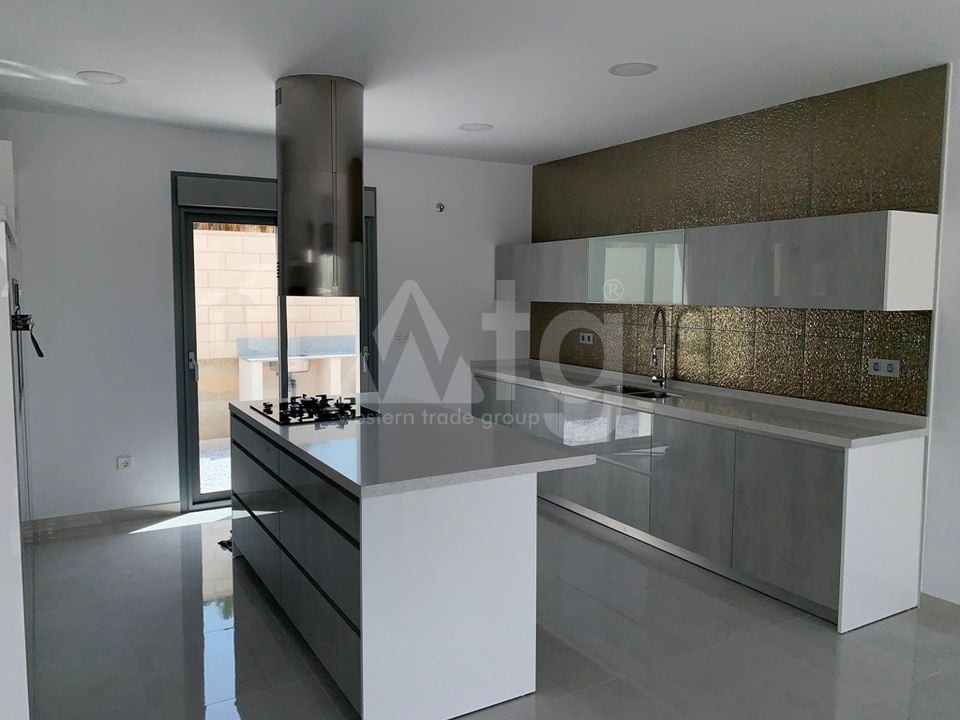 Villa de 3 habitaciones en Pinoso - LYCP47013 - Foto - 6