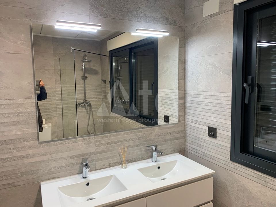 4 bedroom Villa in Pinoso - LYCP47014 - Photo - 11