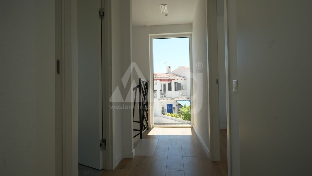 Vilă cu 3 dormitoare în La Nucia - SHV47264 - Imagini - 12