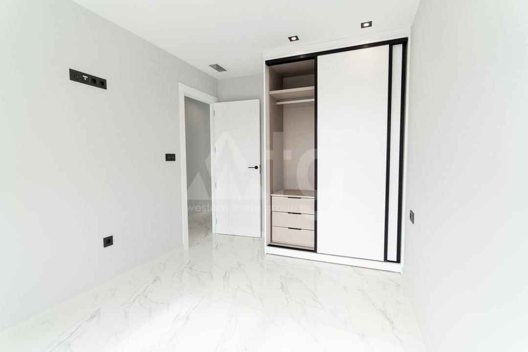 4 bedroom Villa in Punta Prima - IV47924 - Photo - 22