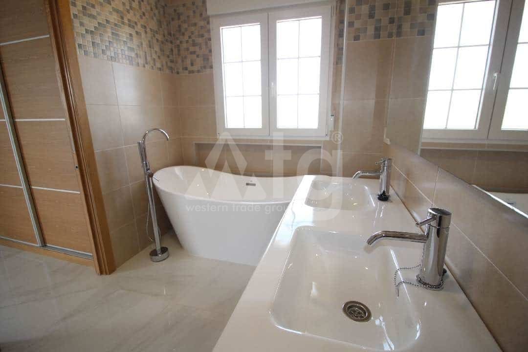 Vilă cu 3 dormitoare în Pinoso - LYCP48414 - Imagini - 17