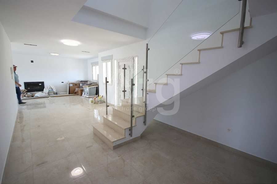 Villa de 4 chambres à Pinoso - LYCP48415 - Photo - 3