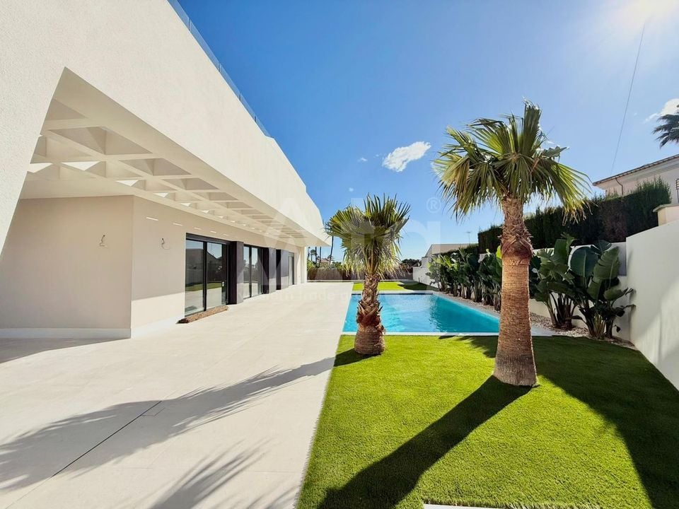 4 bedroom Villa in Ciudad Quesada - SG49945 - Photo - 3