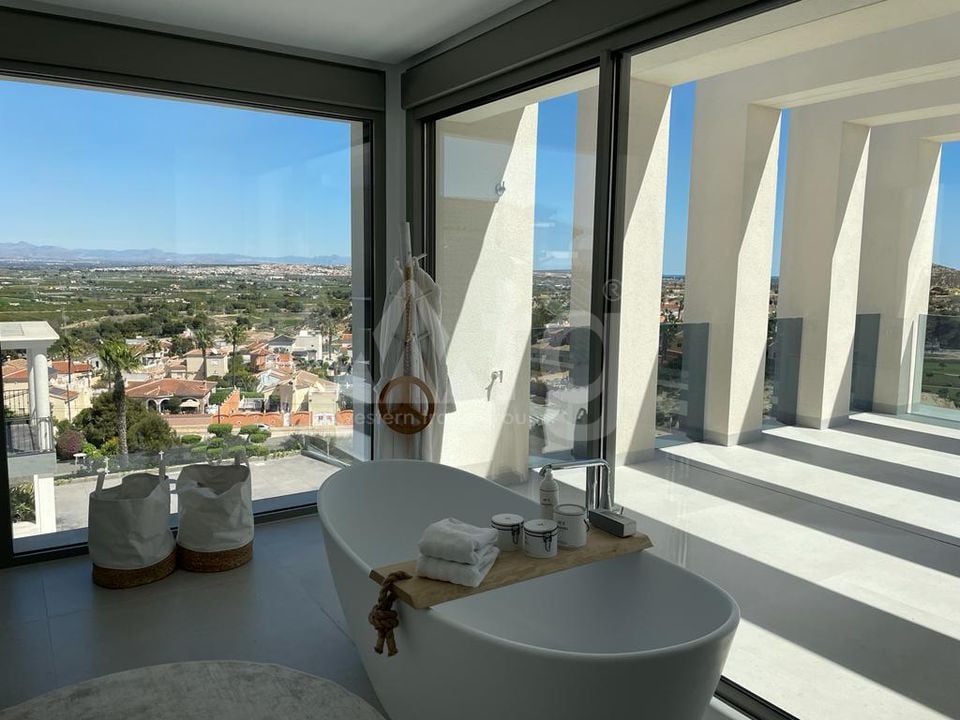 4 bedroom Villa in Ciudad Quesada - GB52824 - Photo - 30