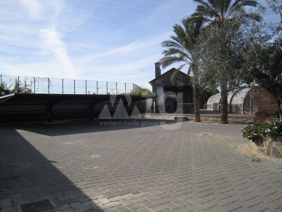 5 bedroom Villa in Los Montesinos - TT49016 - Photo - 11