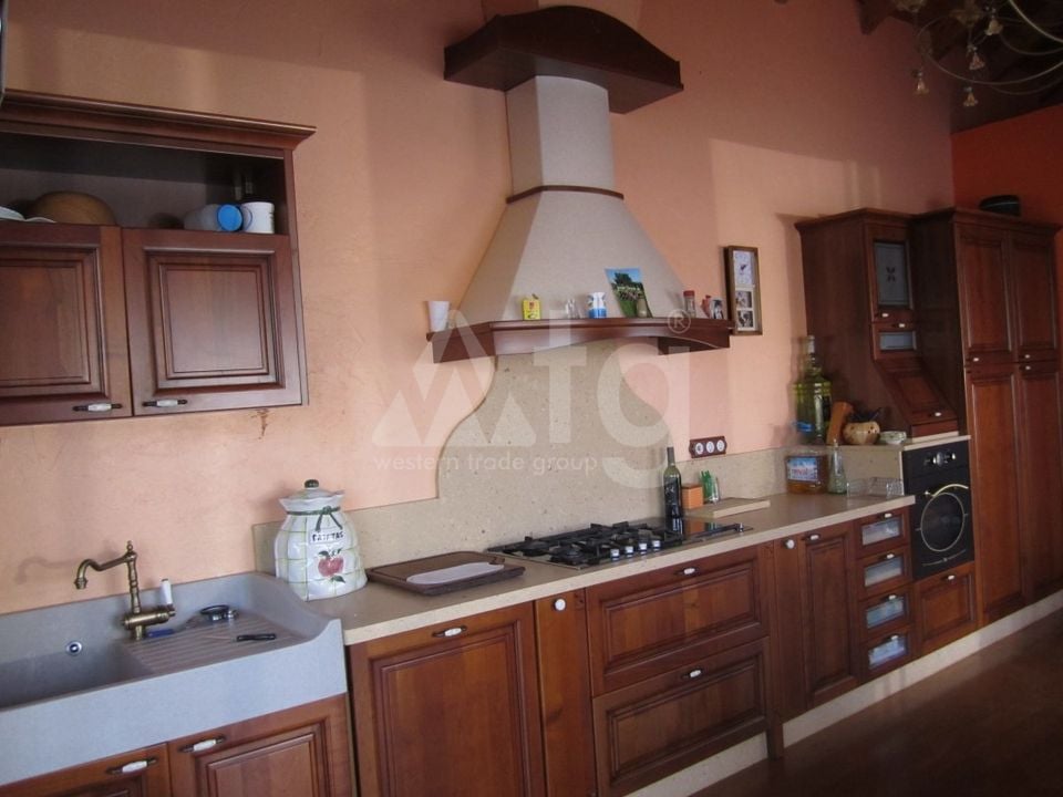 5 bedroom Villa in Los Montesinos - TT49016 - Photo - 8