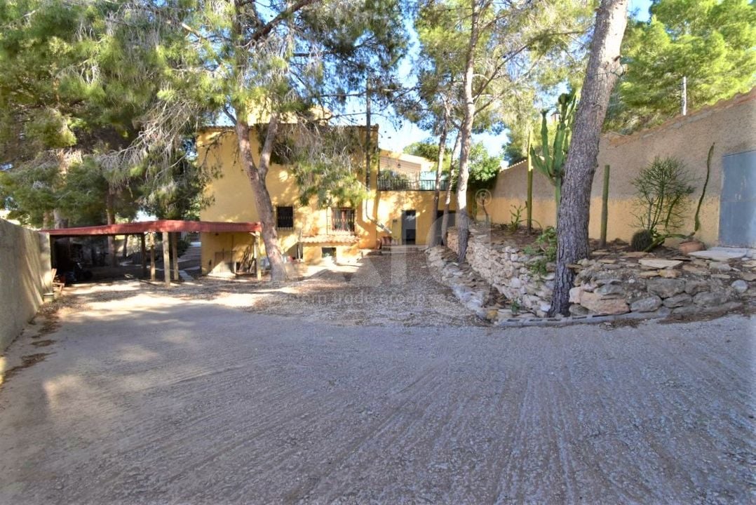 6 bedroom Villa in Villamartin - VRE29853 - Photo - 27