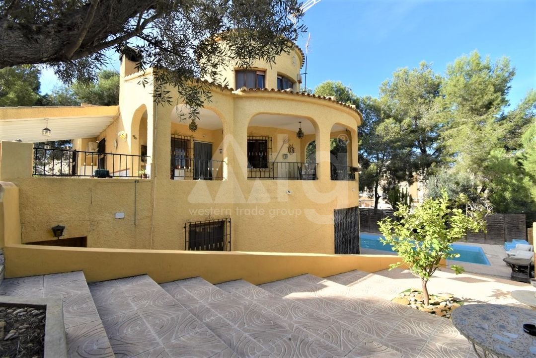 6 bedroom Villa in Villamartin - VRE29853 - Photo - 24