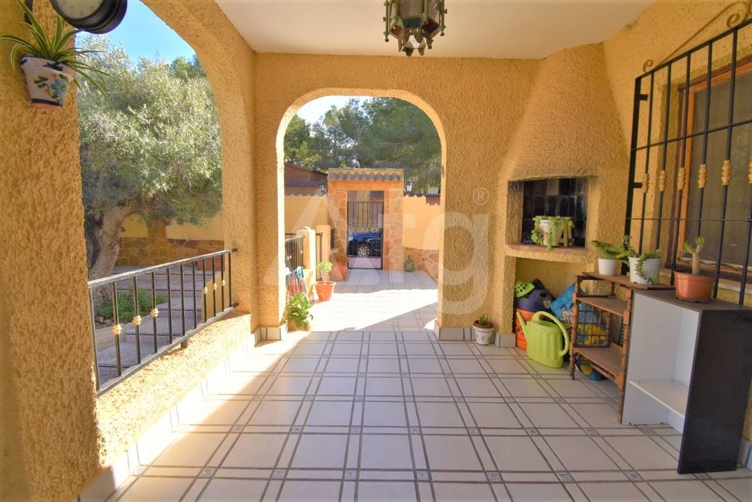 6 bedroom Villa in Villamartin - VRE29853 - Photo - 22