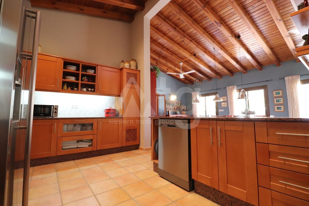 7 bedroom Villa in Catral - VRE29927 - Photo - 16