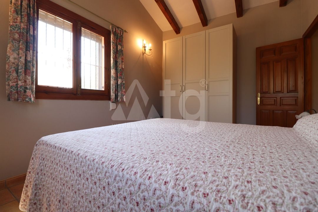 7 bedroom Villa in Catral - VRE29927 - Photo - 21