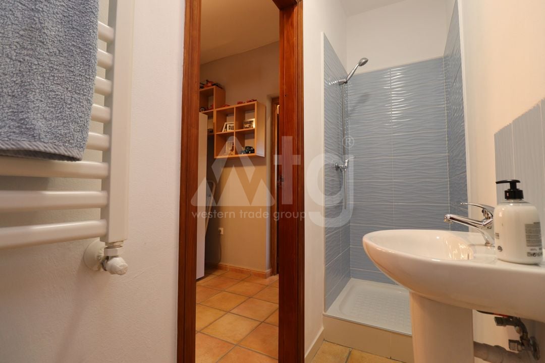 7 bedroom Villa in Catral - VRE29927 - Photo - 28