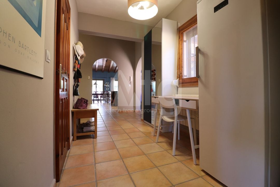 7 bedroom Villa in Catral - VRE29927 - Photo - 9