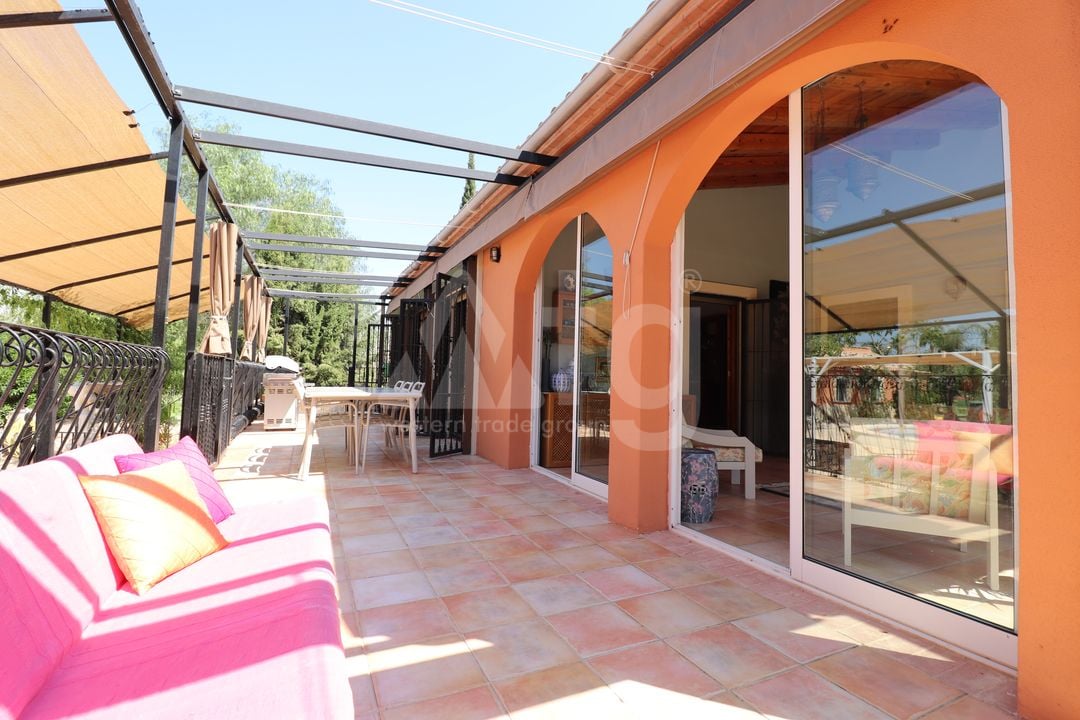 7 bedroom Villa in Catral - VRE29927 - Photo - 3