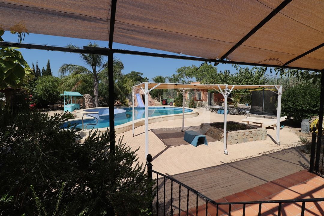 7 bedroom Villa in Catral - VRE29927 - Photo - 39