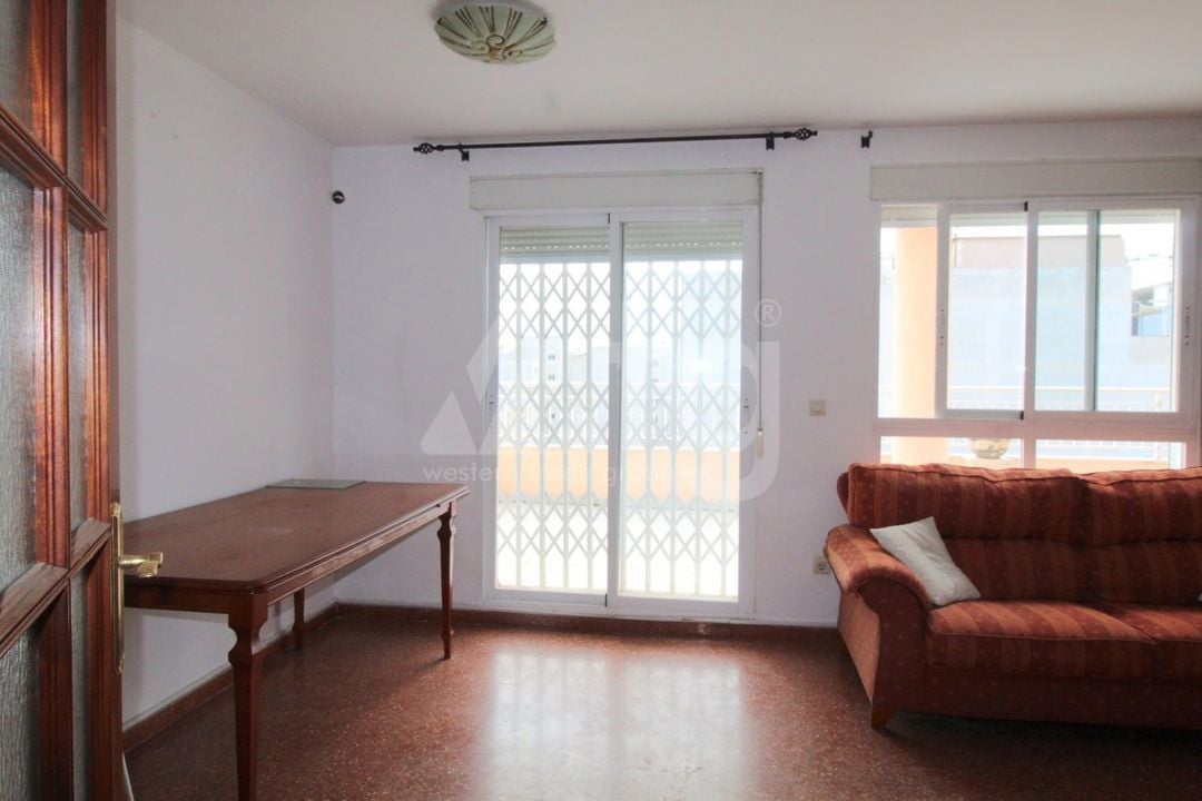 3 bedroom Apartment in Torrevieja - ALM29978 - Photo - 3