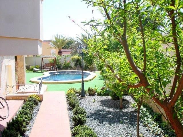 4 bedroom Villa in Ciudad Quesada - TT40176 - Photo - 3