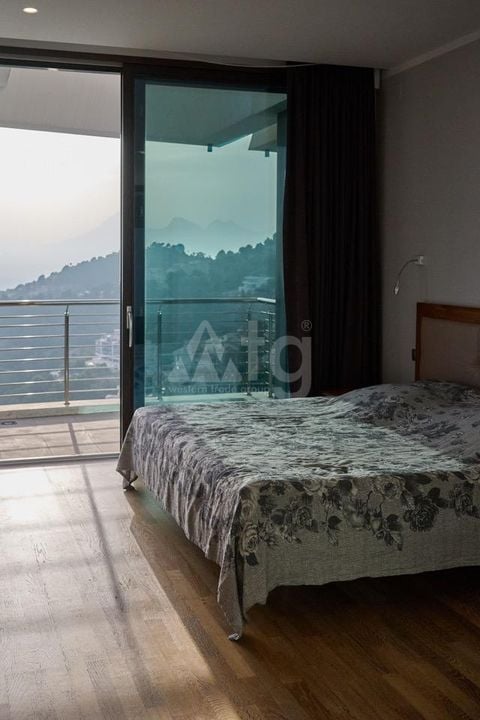 5 bedroom Villa in Altea - CGN49753 - Photo - 18