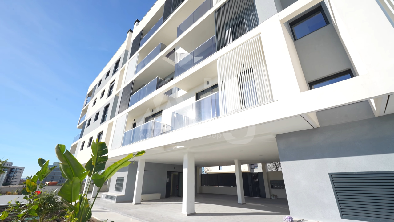 3 bedroom Penthouse in Alicante - AEH70945 - Photo - 3