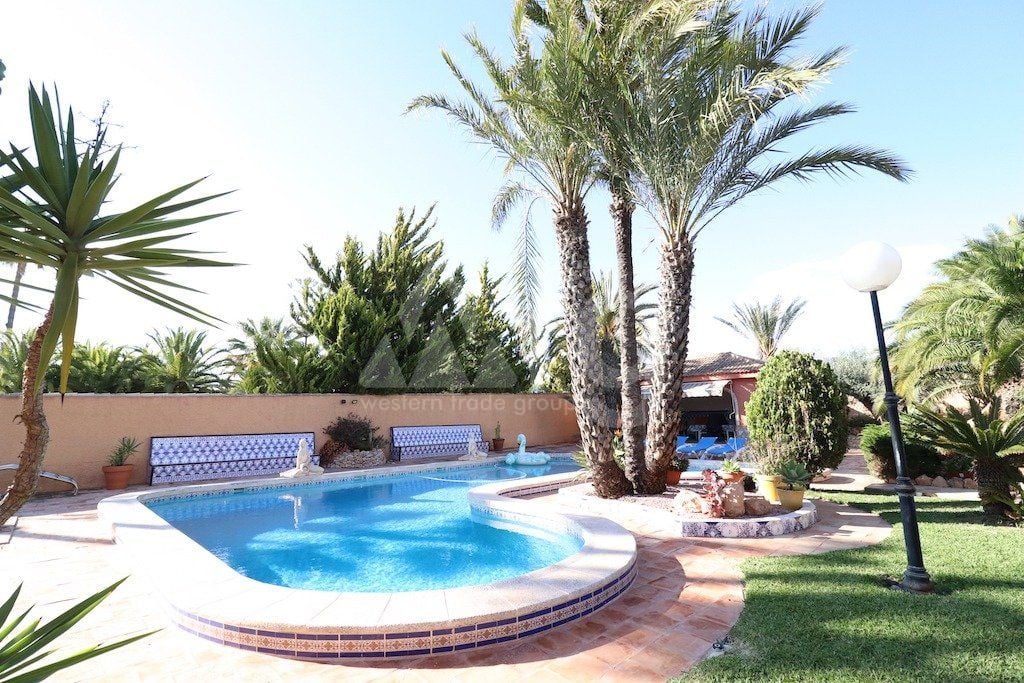 5 bedroom Villa in Torrevieja - CRR41231 - Photo - 4