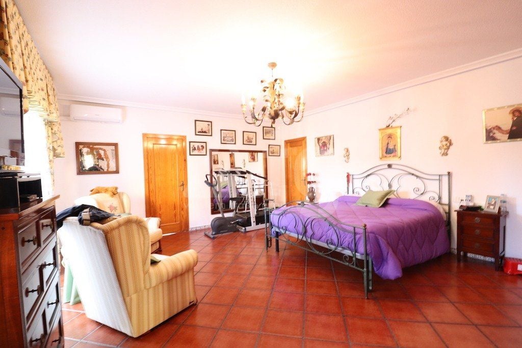 5 bedroom Villa in Torrevieja - CRR41231 - Photo - 12